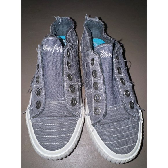 Blowfish Malibu, gray, distressed,canvas sneakers, tennis shoes, women’s size 6. - Picture 2 of 6